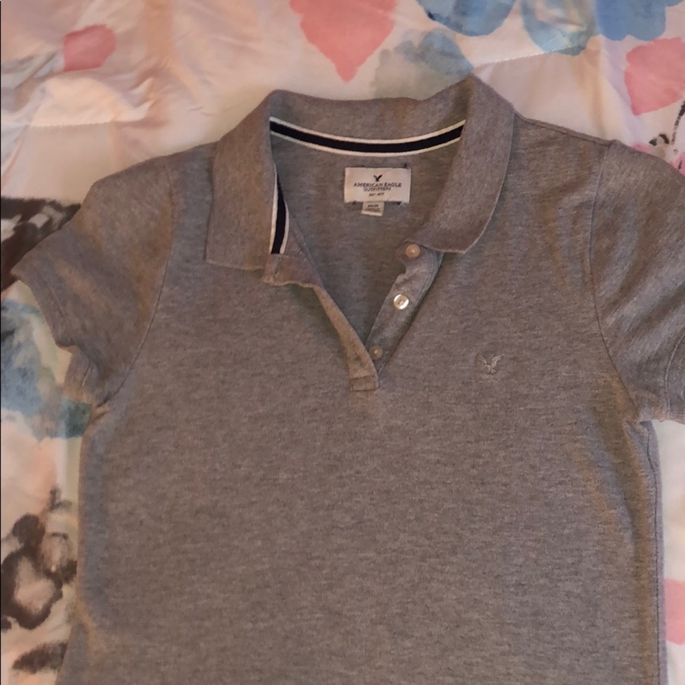 Button collar shirt